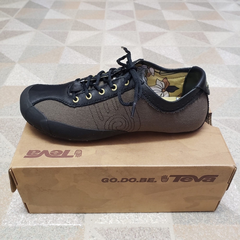 Teva Keagan Women's Eco Friendly Shoe Size 6.5 Taupe Grey Brown Canvas Leather